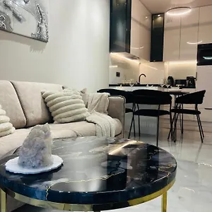  Apartament Crystal Luxury With Free Parking In Cracow For 4 Guests